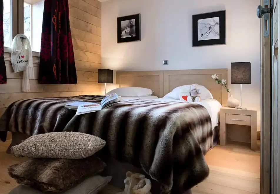 Jhana, Tignes Val Claret (self catered apartments) - Twin Bedroom