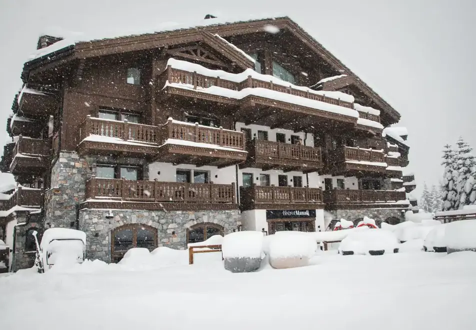 Manali Lodge, Courchevel Moriond (high end apartments)