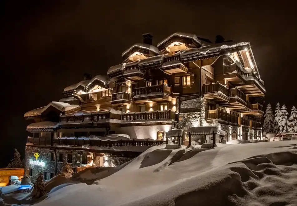 Manali Lodge & Suites, Courchevel Moriond (high end apartments)