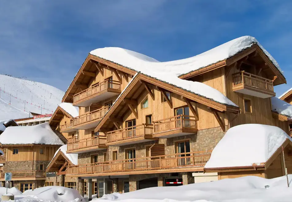 Le Cristal de l'Alpe, Alpe d'Huez (self catered apartments) - Close to slopes