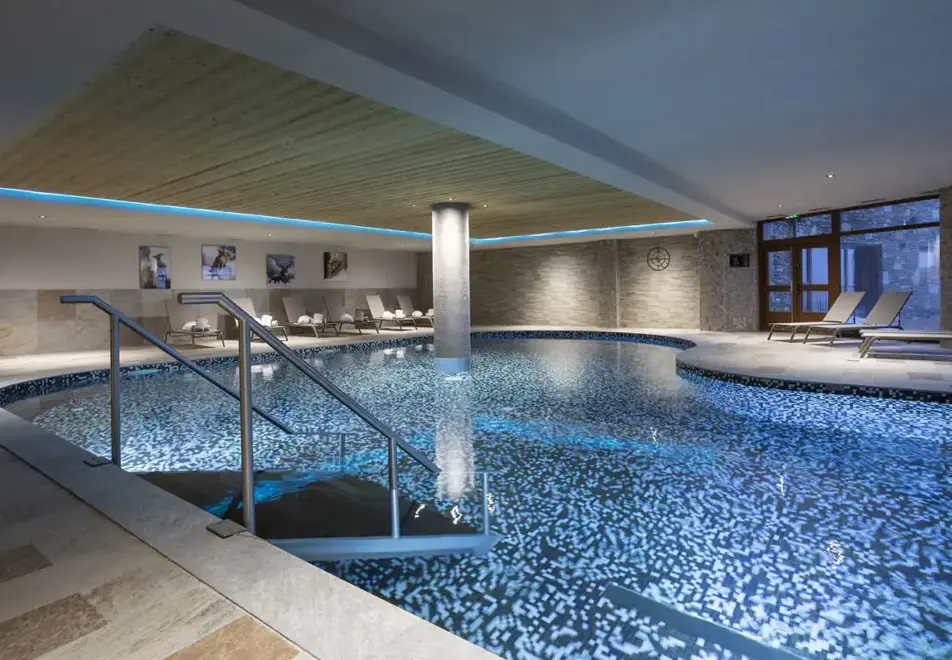 Daria-I Nor, Alpe d'Huez (hotel & apartments) - Indoor pool