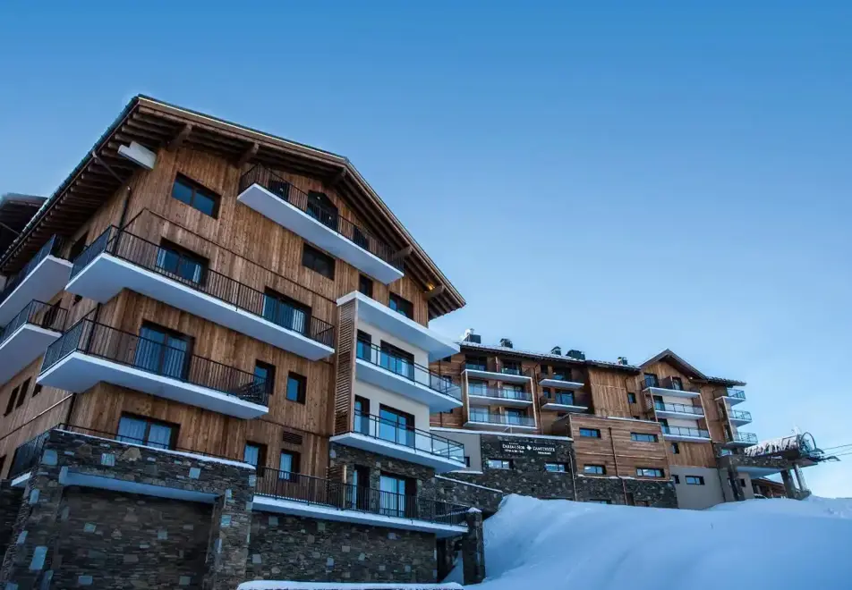 Daria-I Nor, Alpe d'Huez (self catered apartments & hotel) - By the new Alpe Express gondola