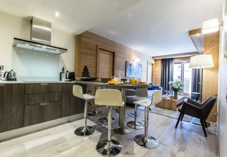 Keystone Lodge, Courchevel Moriond (self catered apartments) - 2 bed alc 6 standard