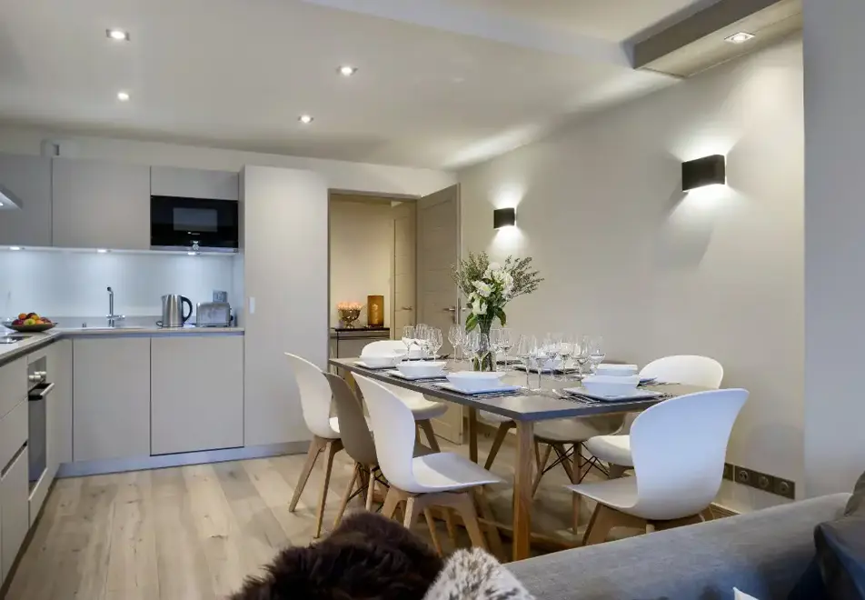 Le C, Courchevel Moriond (self catered apartments) - 2 bed 2 alc 8