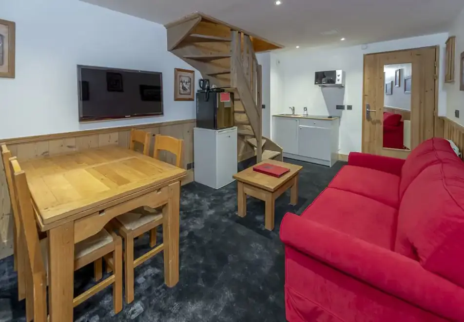 Eterlou, Meribel (hotel) - Typical Apartment 4 style