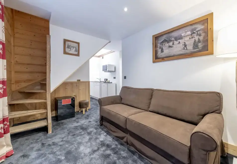 Eterlou, Meribel (hotel) - Typical Apartment 6 style