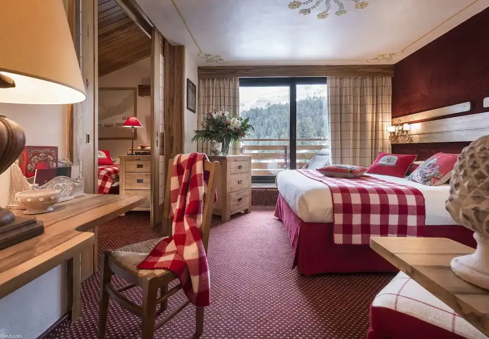 AlpenRuitor, Meribel Mottaret (Hotel) - Family room piste facing