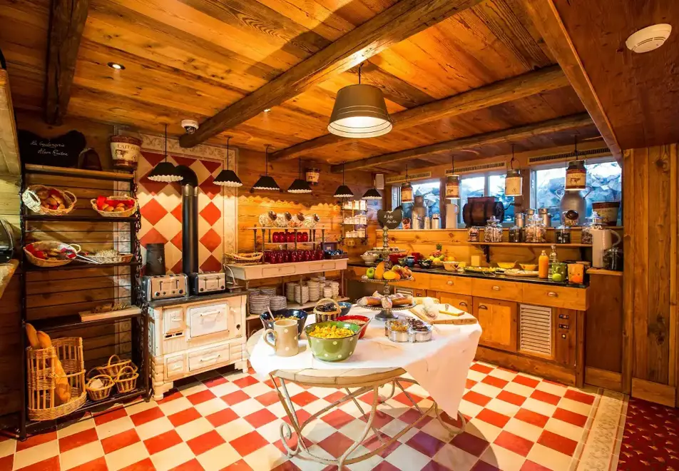 AlpenRuitor, Meribel Mottaret (Hotel) - Buffet breakfast