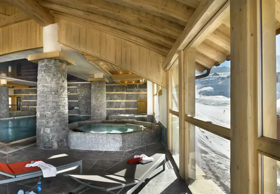 Granges du Soleil, La Plagne (self catered apartments) - Jacuzzis