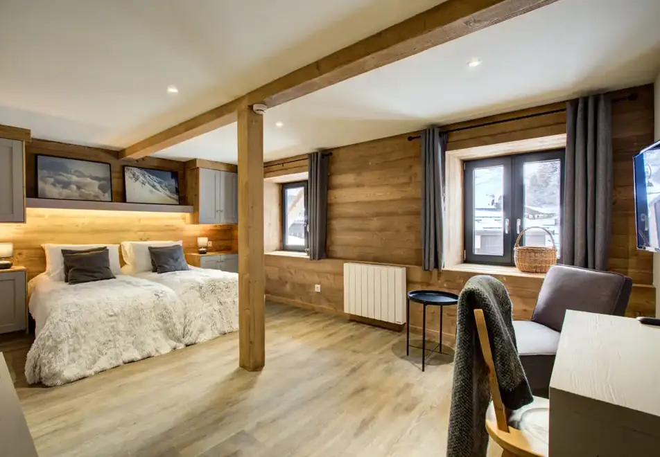 Chalets Miner 1, Plagne 1800 (self catered chalet) - Twin bedroom