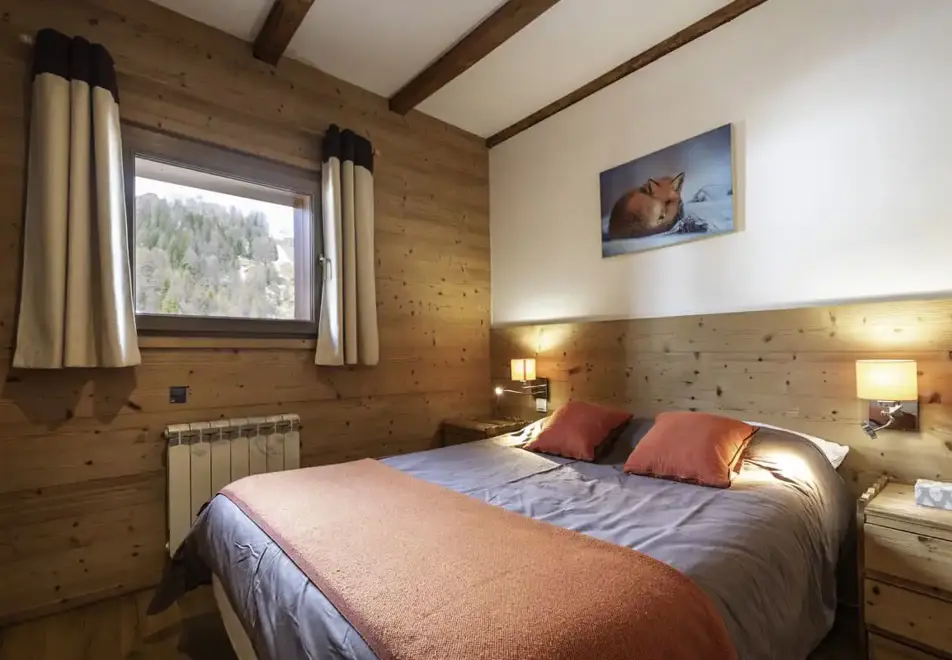 Chalet Bouchon, Plagne 1800 (self catered chalet) - Double bedroom