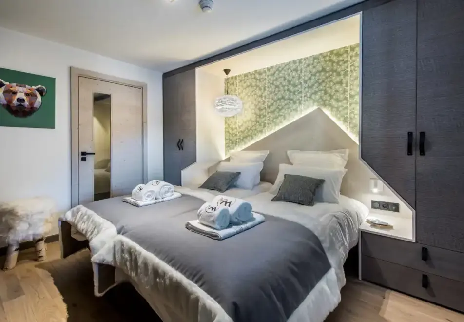 Chalet Skadi, Val d'Isere (self catered apartments) - 2 bedroom sleeps 4