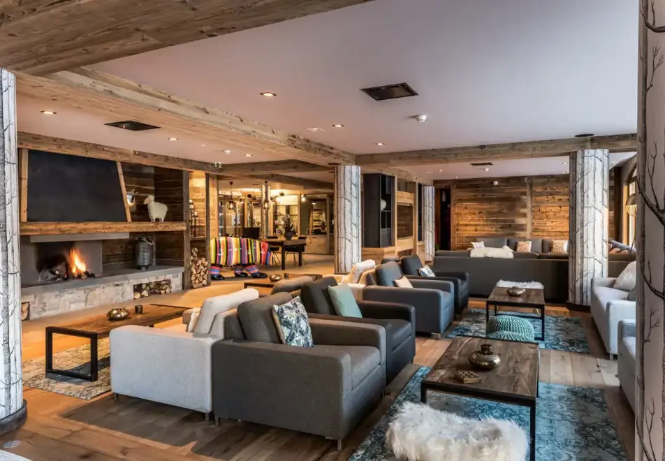 Chalet Skadi, Val d'Isere (self catered apartments) - Reception