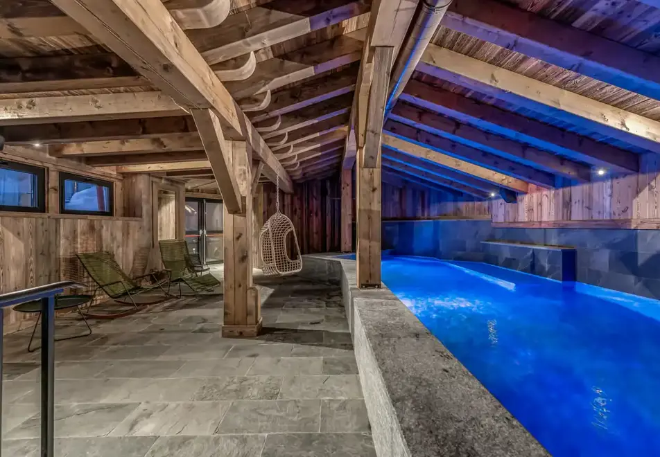 Le Val d'Isere, Val d'Isere (hotel & apartments) - Indoor pool (©andyparant)