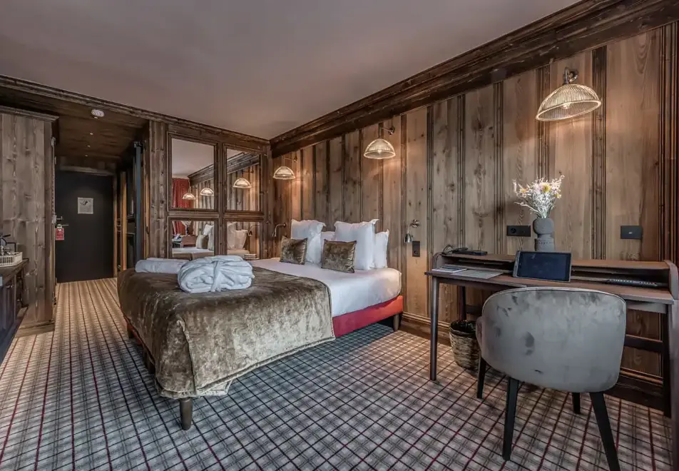 Le Val d'Isere, Val d'Isere (hotel & apartments) - Typical comfort room style (©andyparant)