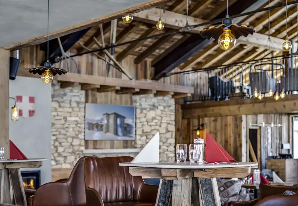 Le Refuge de Solaise, Val d'Isere (hotel) - On-site restaurant