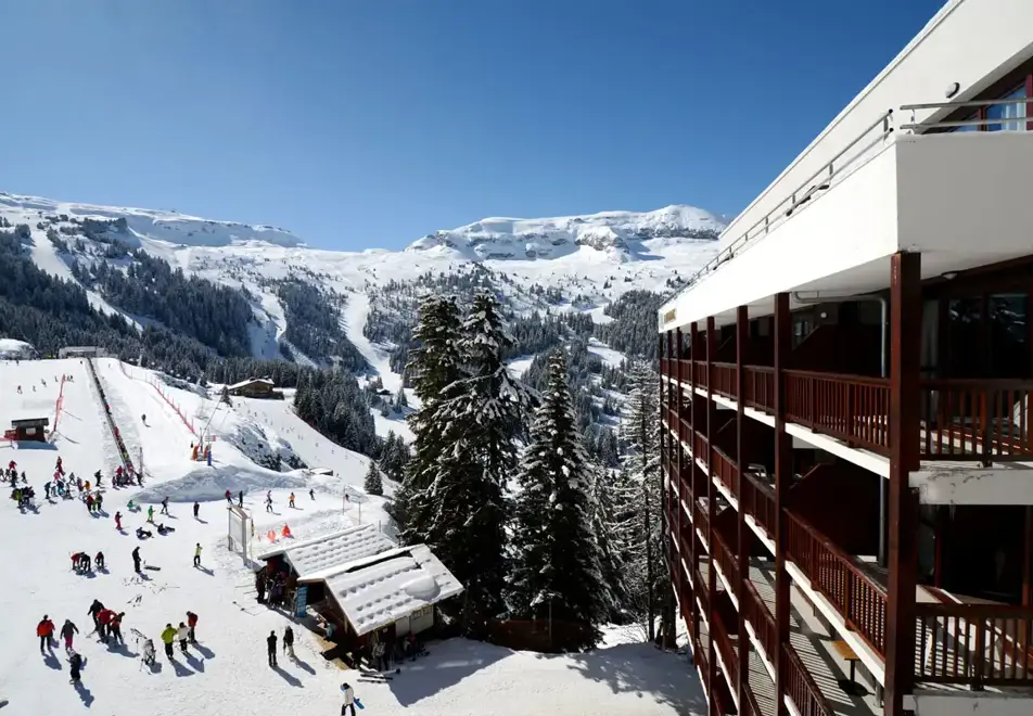 Le Panoramic, Flaine (self catered apartments) - Next to the Grands Vans ski lift