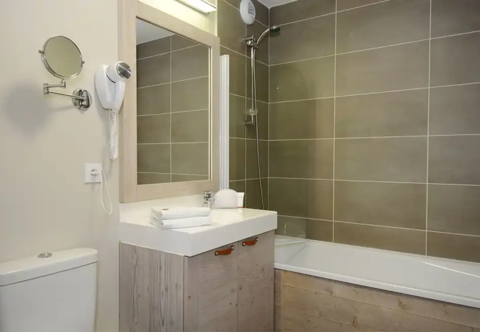 Le Panoramic, Flaine (self catered apartments) - Typical apartment style