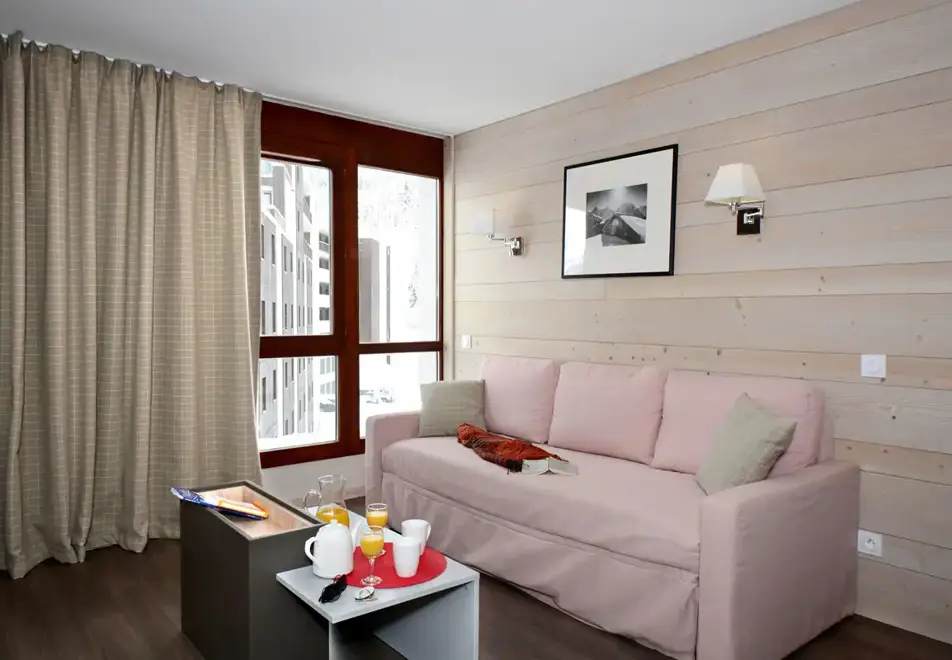 Le Panoramic, Flaine (self catered apartments) - Typical apartment style