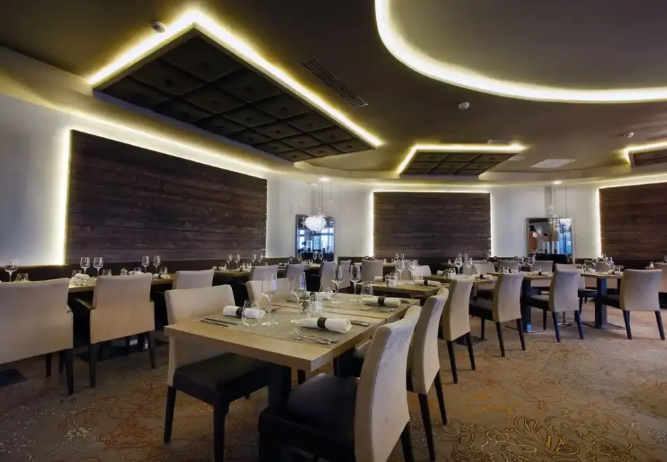 Koh i Nor, Val Thorens (hotel & apartments) - Atelier restaurant