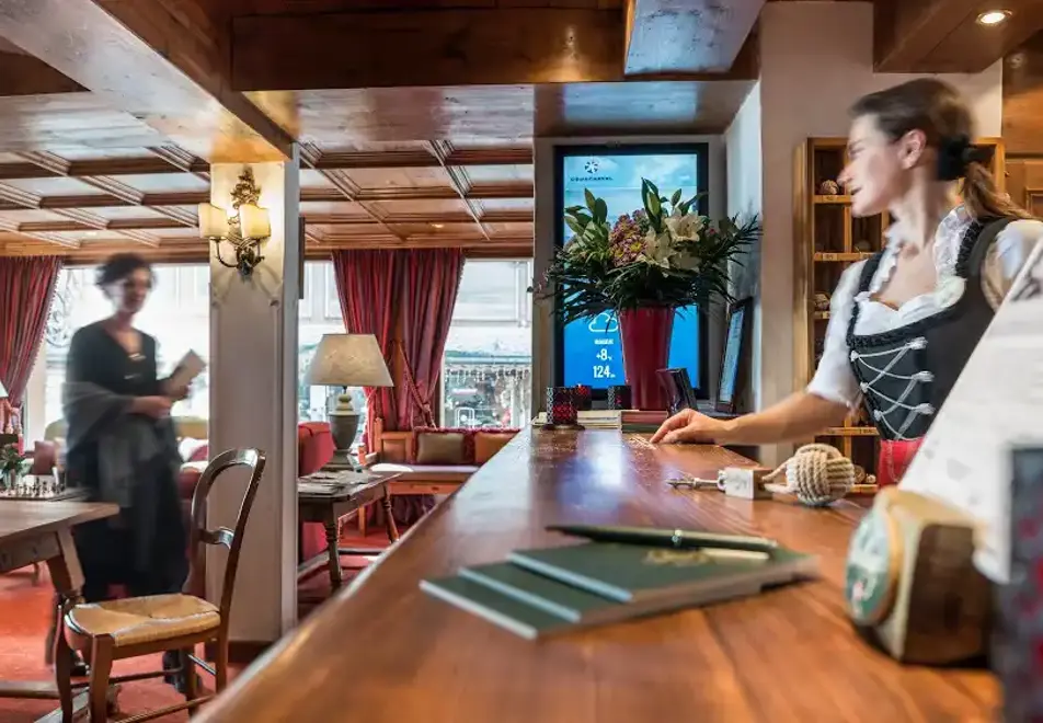 Hotel de la Loze, Courchevel 1850 (hotel) - Reception