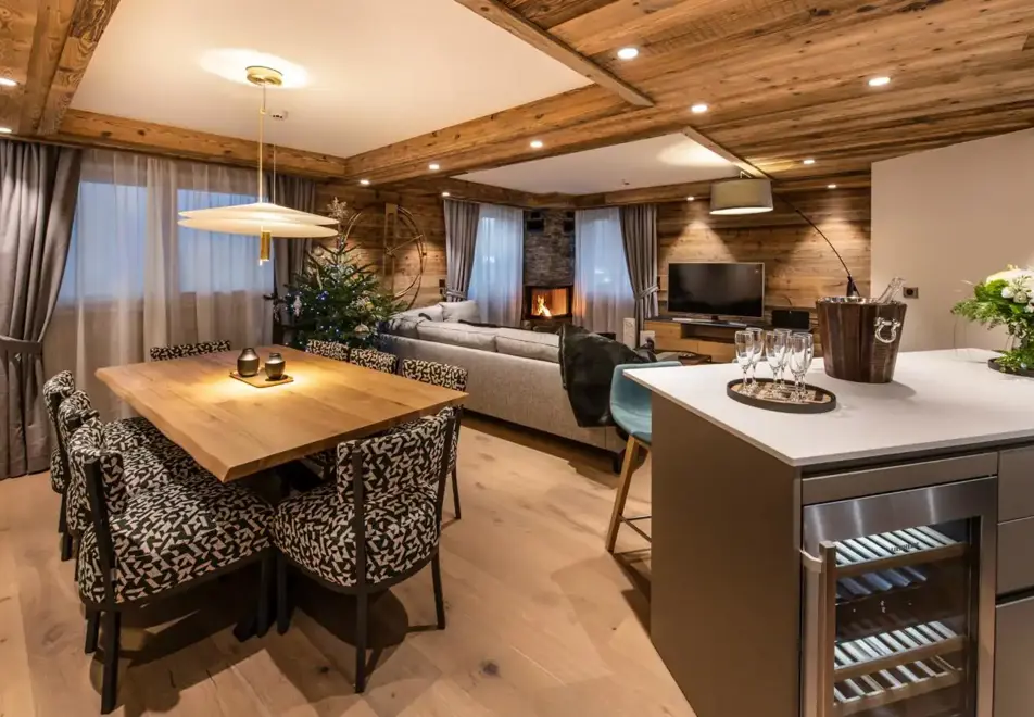 Manali Lodge, Courchevel Moriond (high end apartments) - Nirekha