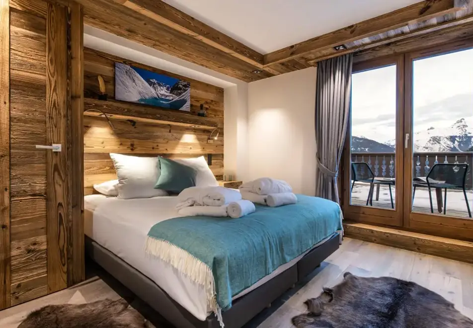 Manali Lodge, Courchevel Moriond (high end apartments) - Lhotse