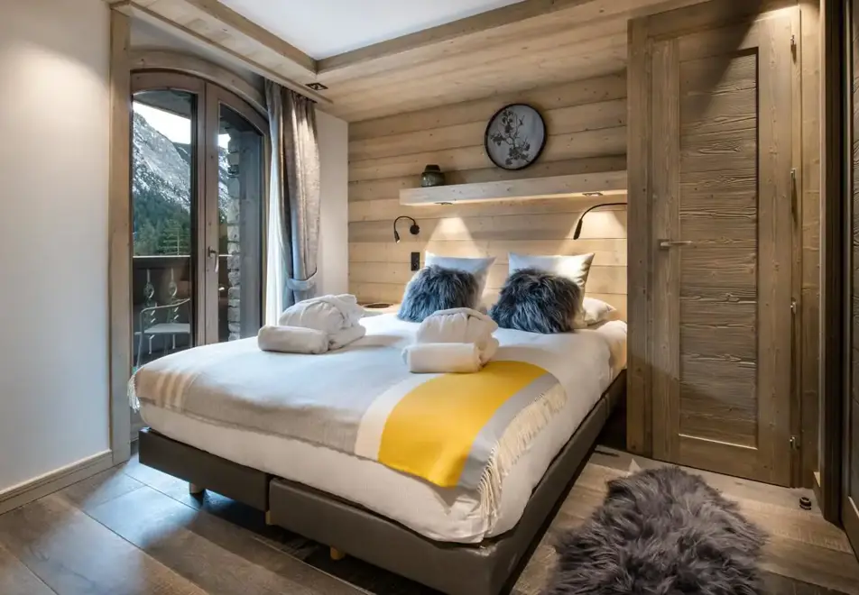 Manali Lodge, Courchevel Moriond (high end apartments) - Nagadi