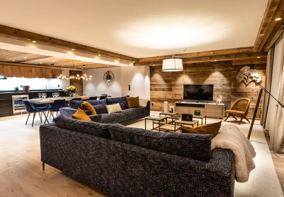 Manali Lodge, Courchevel Moriond (high end apartments) - Kailash
