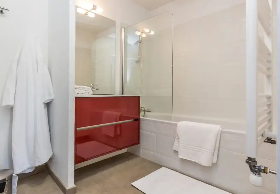 Front de Neige, La Plagne (self catered apatments) OPT - 1 bed 4