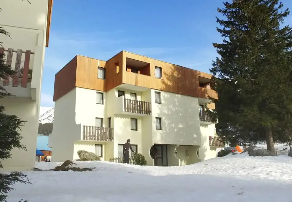 Club Prapoutel Les 7 Laux (self catered apartments)