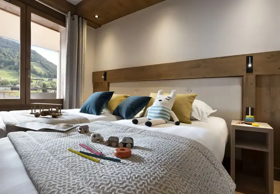Chalets de Joy, Grand Bornand (self catered apartments) - Typical twin bedroom style