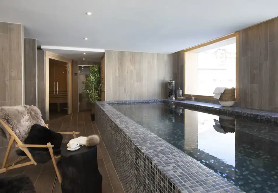 Neige et Soleil, Les Deux Alpes (self catered apartments) ©MReyboz - Indoor pool