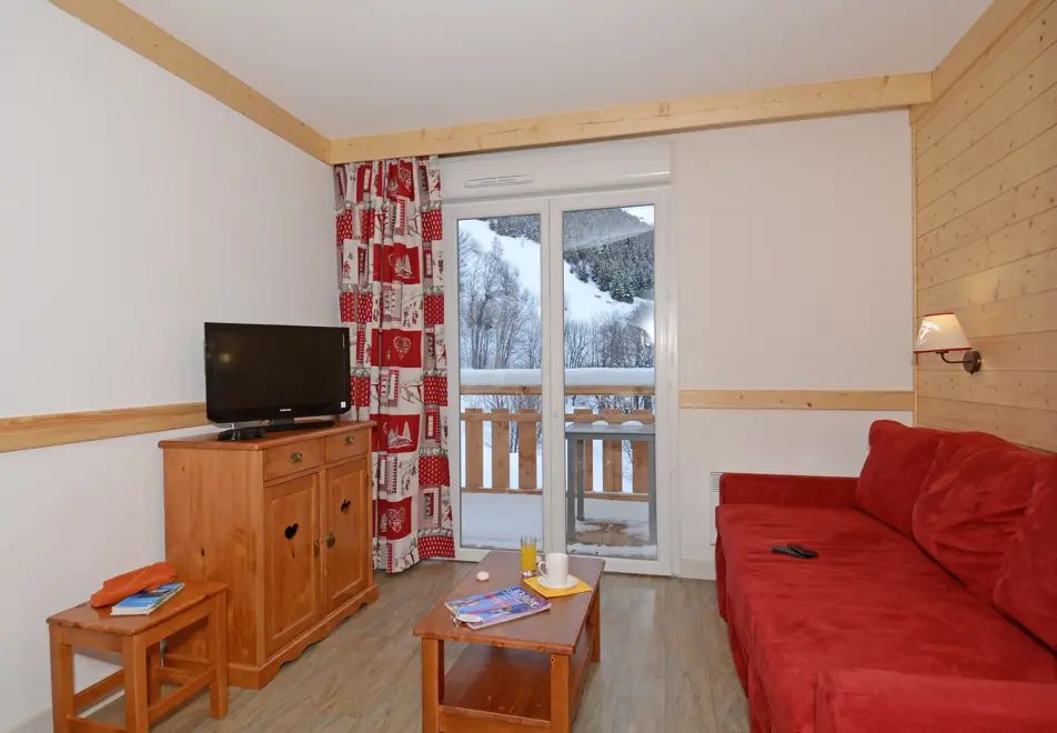 Les Bergers, St Sorlin (Self catered apartments) - Living room