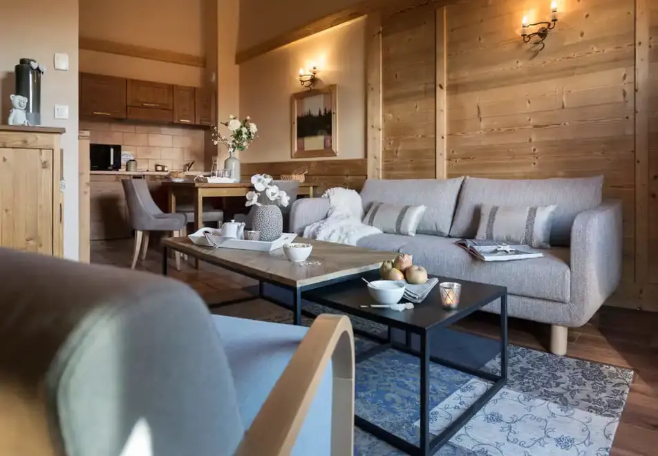 Le Hameau de Sapiniere, Les Menuires (self catered apartments) - Typical apartment style 4 persons
