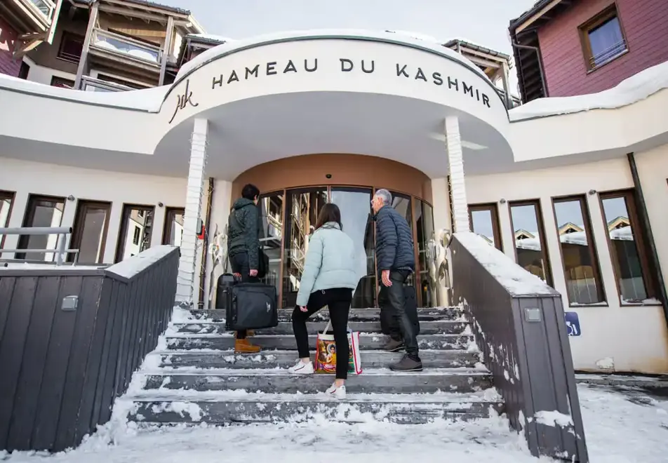 Le Hameau du Kashmir, Val Thorens (self catered hotel & apartments) - Entrance