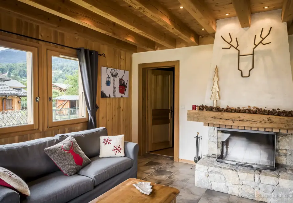 Chalet Arnica, Samoens (self catered chalet) - Living area
