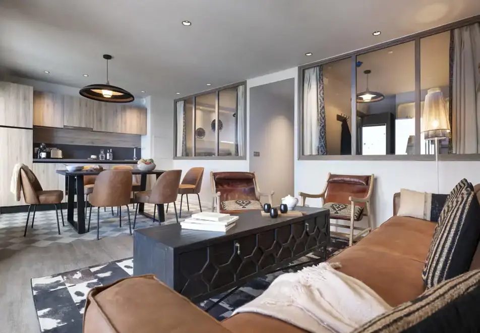 Ynycio, Tignes Val Claret (self catered apartments) - Typical Alcove apartment for 4/6 style (©Studio Bergeond)