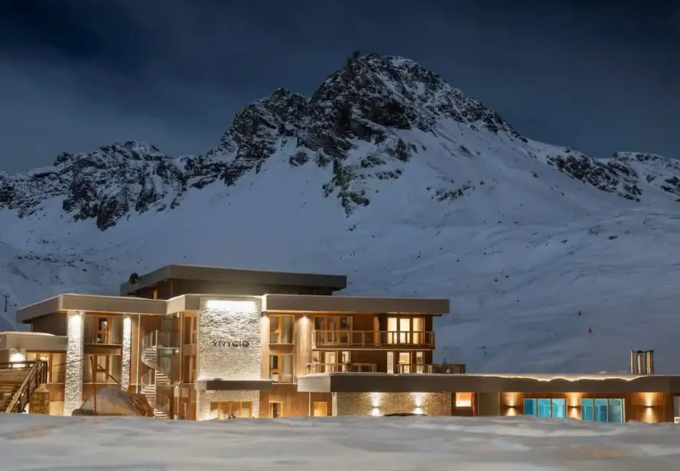 Ynycio, Tignes Val Claret (self catered apartments) - Excellent location (©Studio Bergeond)