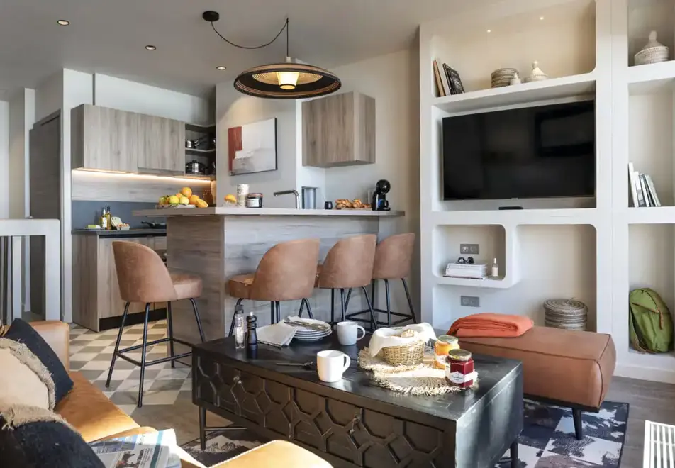 Ynycio, Tignes Val Claret (self catered apartments) - Typical Sauna apartment for 4 style (©Studio Bergeond)