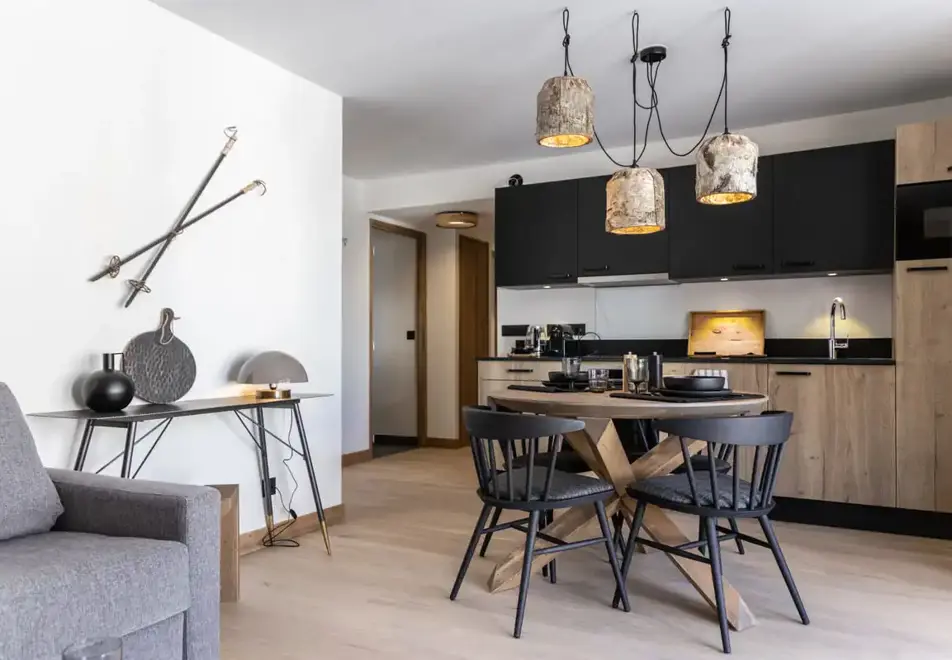 Cristal Lodge, Serre Chevalier (self catered apartments) - Typical apartment style