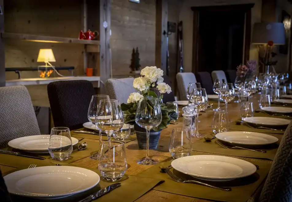 Chalet Cocoon, Plagne 1800 (self catered chalets) - Dining area