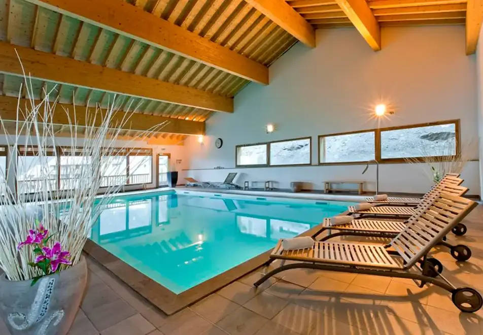 Orelle 3 Vallees, Orelle (self catered apartments) - Indoor pool