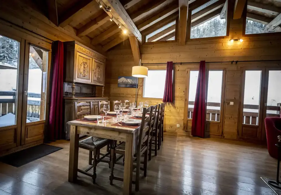 Chalet Pierre 1, Plagne 1800 (self catered chalet) - Dining area