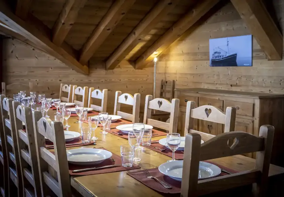 Chalet Pierre 2, Plagne 1800 (self catered chalet) - Dining area
