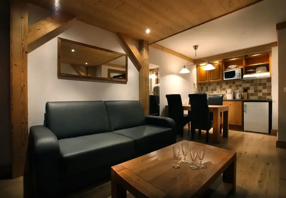 Cime des Arcs, Arcs 2000 (self catered apartments) - Typical apartment style
