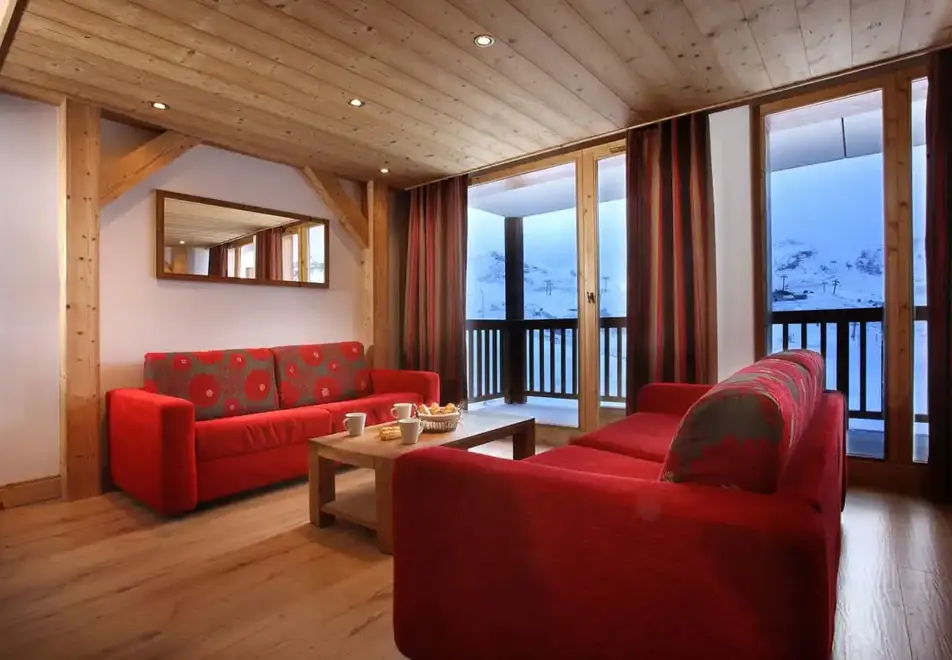 Cime des Arcs, Arcs 2000 (self catered apartments) - Typical apartment style