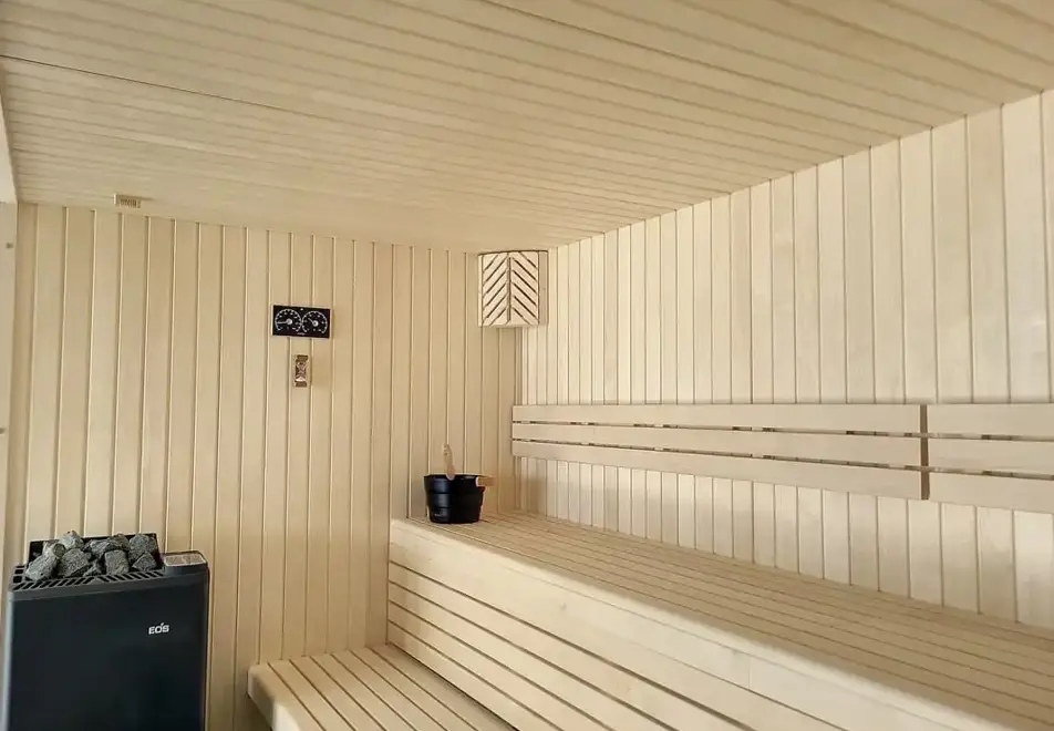 Diamant des Cimes, La Rosiere (self catered apartments) - Sauna