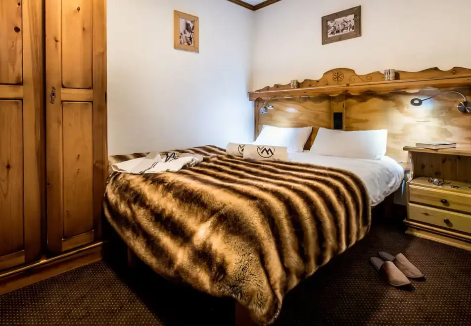 Village Montana, Val Thorens (self catered apartments) - Typical 3 bed Soleil apartment style