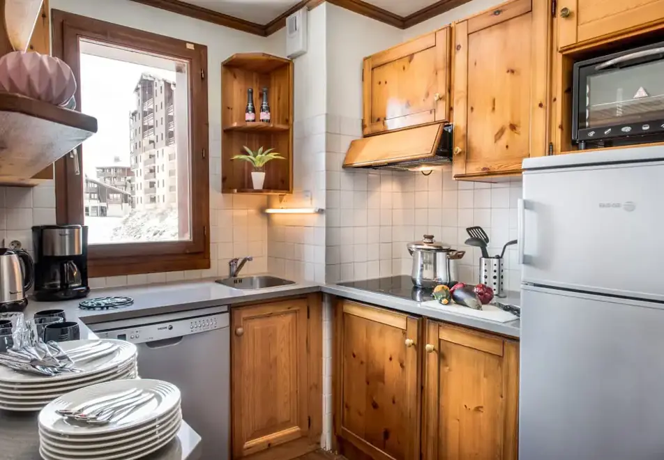 Village Montana, Val Thorens (self catered apartments) - Typical 3 bed Soleil apartment style